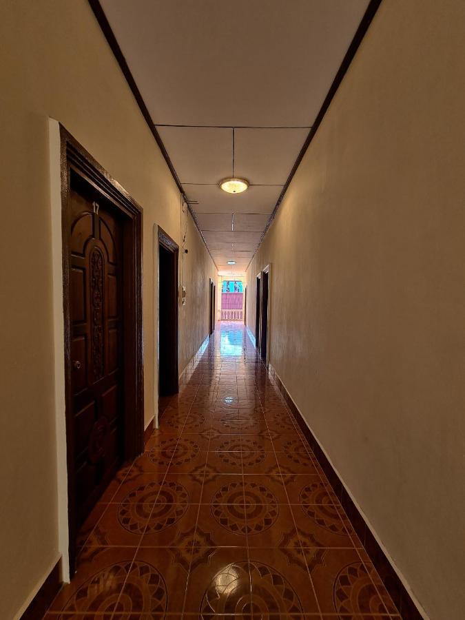 Saphaothong Guesthouse Vang Vieng Buitenkant foto
