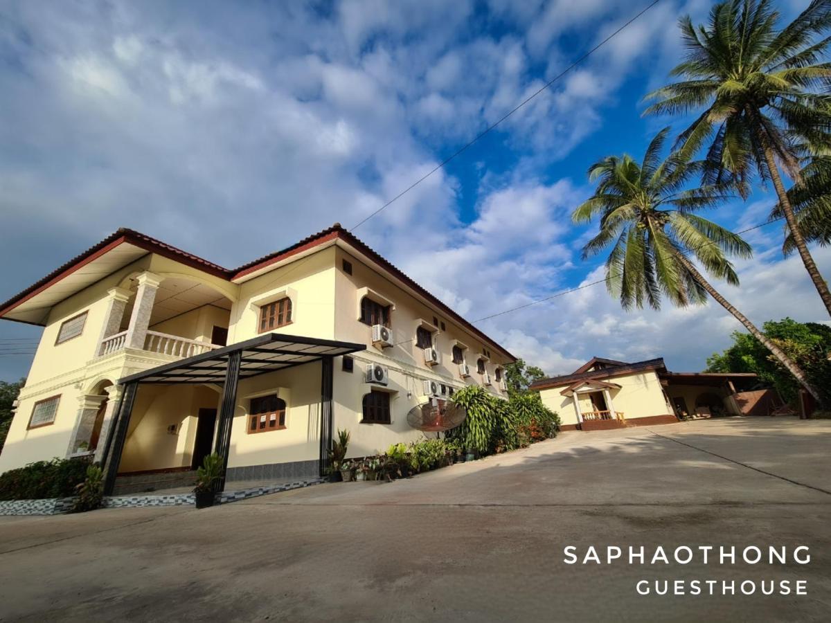 Saphaothong Guesthouse Vang Vieng Buitenkant foto